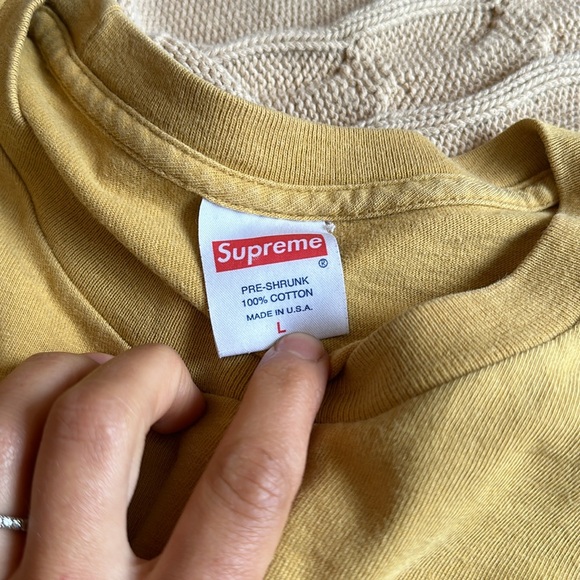 Supreme Vintage Cold World T-Shirt - Picture 6 of 13